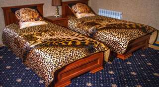 Гостиница Классик Уссурийск Двухместный номер с 1 кроватью или 2 отдельными кроватями и балконом-6